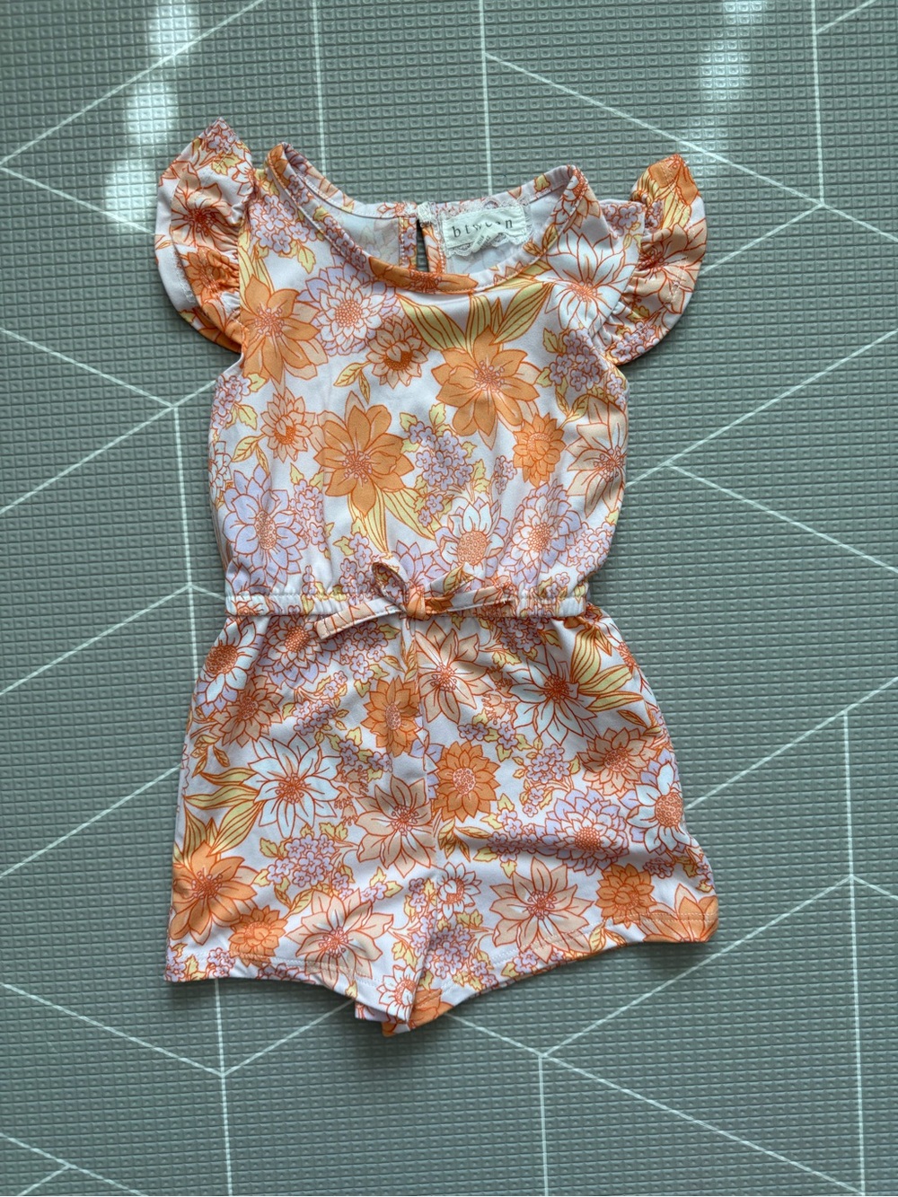 Between|Baby Girl Orange Floral Romper,Cute Summer Blossoms•••ruffle sleeves